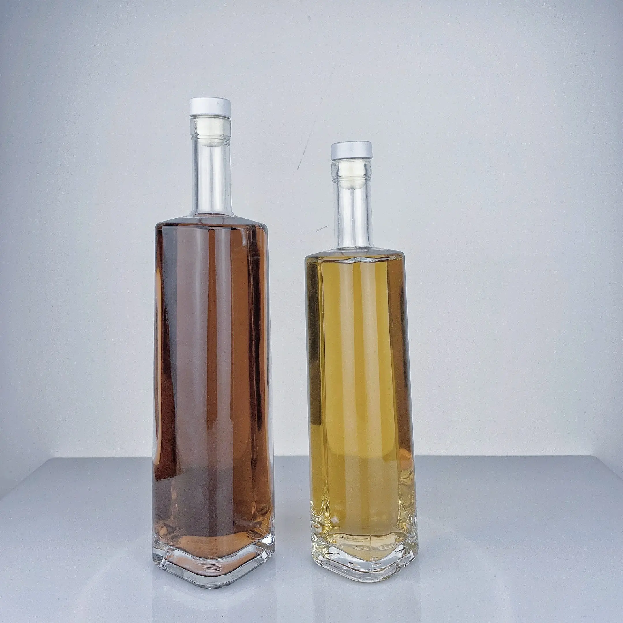 700ml i 1000ml Butelka szklana dla whisky, gin, brandy, wódki